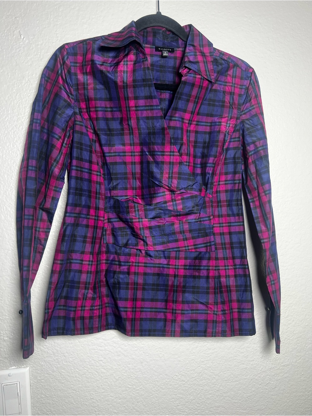 Talbots Fuchsia and Purple Plaid Long-Sleeve Shirt.Preowned